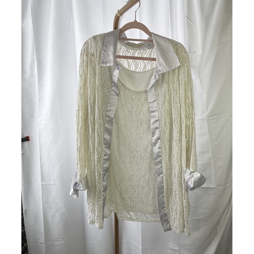 Java 2 Pc Lace Blouse Floral Design Plus Size 2XL (22/24)
